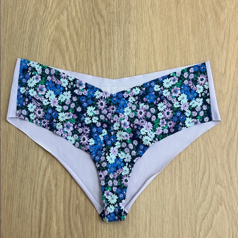 Aerie Cheeky No Show Panty M